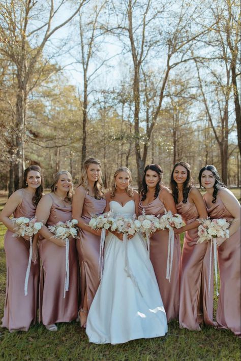 Bridesmaid Dress Rose Gold, Dusty Rose Gold Bridesmaid Dress, Revelry Rose Quartz, Rose Gold Bridesmaid Dresses, Braidsmaid Dresses, Gold Wedding Earrings, Money Dress, Pink Bridesmaids, Bridesmaid Photoshoot