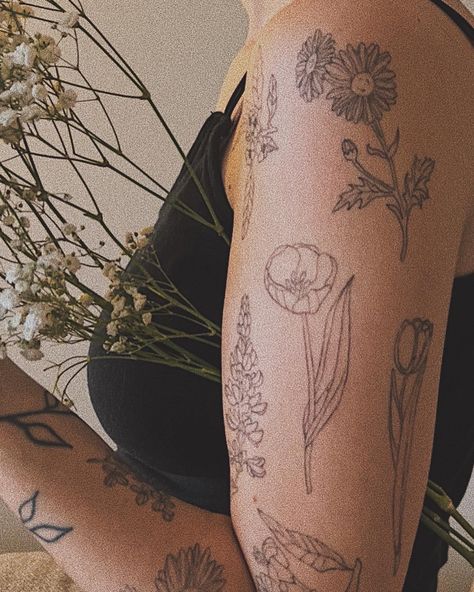 Fine Line Quarter Sleeve Tattoo, Fine Line Patch Work Tattoo Sleeve, Minimal Floral Sleeve Tattoo, Floral Patchwork Sleeve Tattoo Fine Line, Half Sleeve Line Work Tattoo, Tattoo Sleeve Linework, Fine Line Tattoo Half Sleeve, Large Linework Tattoo, Fine Line Tattoos Aesthetic