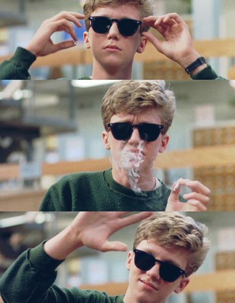 Chicks just can't hold their smoke. That's what it is ;) Breakfast Club Movie, Anthony Michael Hall, John Hughes, Septième Art, 80s Movies, Wearing Sunglasses, The Breakfast, The Breakfast Club, Iconic Movies