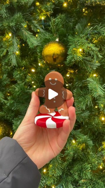 Diy Clay Crafts Air Dry Christmas, Airdryclay Ideas Christmas, Air Dry Clay Gingerbread Man, Air Clay Christmas, Air Dry Clay Ideas Christmas, Air Dry Clay Christmas, Clay Idea, Clay People, Clay Jar