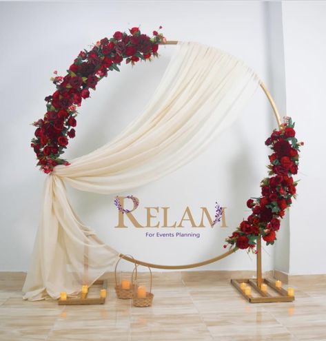 Pasni Decoration Ideas, Round Arch Decoration, Nikah Decor, Reception Stage Decor, Wedding Church Decor, Burgundy And Blush Wedding, Round Arch, Diy Wedding Backdrop, Wedding Backdrop Design