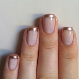 French Manicure Glitter, Scrub Bibir, French Manicure With A Twist, French Manicure Nail Designs, Gold Manicure, Pink French Manicure, Glitter French Manicure, French Manicure Designs, Gold Nail Designs