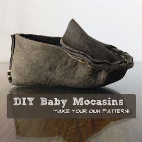 ceruleanJAY: DIY Baby Puckertoe Moccasins Rabbit Fur Diy, Diy Baby Moccasins, Leather Moccasins Diy, How To Make Moccasins, Baby Moccasin Pattern, Diy Moccasins, Leather Medicine Bag, Leather Baby Moccasins, Moccasin Pattern