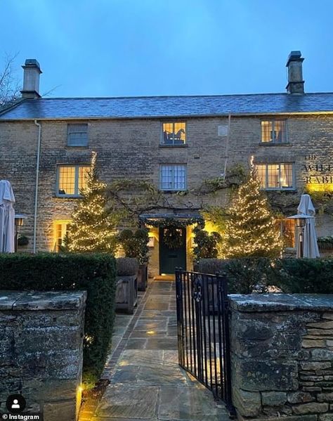 Socialites show off their VERY lavish Christmas decorations  | Daily Mail Online British Christmas Aesthetic, Cotswolds Christmas, English Country Christmas, Christmas In Scotland, British Aesthetic, British Christmas, English Christmas, Porch Decorations, Wild Rabbit