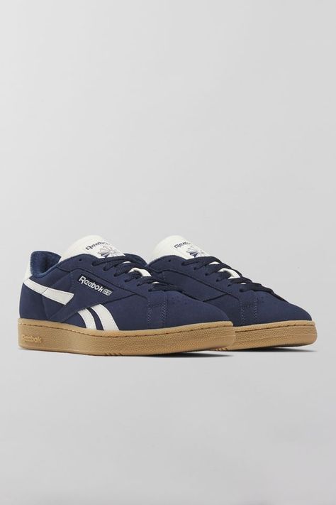 Reebok Club C Grounds UK Sneaker Rebock Shoe Club C, Rebock Shoe Aesthetic, Club C Reebok Outfit, Reebok Club C Grounds, 90s Shoes Sneakers, Rebock Shoe, Lifestyle Sneakers Women, Reebok Aesthetic, Club C 85 Outfit