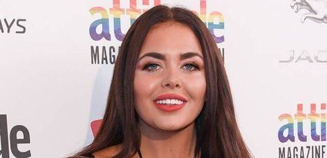 Scarlett Moffatt Scarlett Jonhsson Body Type, Scarlett Moffatt, Kimberly Guilfoyle, 125 Pounds, Show Beauty, Hair Color Blue, First Tv, Beauty School, Reality Television