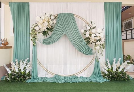 Elegant Floral Arrangements, Engagement Stage Decoration, Simple Stage Decorations, Wedding Stage Decor, Wedding Background Decoration, Wedding Stage Design, Diy Wedding Backdrop, Dream Wedding Decorations, Wedding Planning Decor