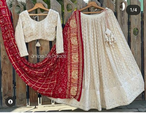 Onam Outfit Lehanga, White And Red Chaniya Choli, Traditional Choli For Wedding, Red White Lehenga Choli, White Chaniya Choli Indian Weddings, White Lehenga Look, Chickenkari Lehenga, White Chikankari Lehenga, Chaniya Choli Designs Weddings