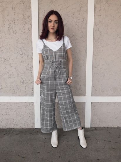 I’m really loving jumpsuits for spring! Check out the link in my bio for full outfit details and where to get a similar plaid jumpsuit to replicate this look. Who else is loving a tee shirt underneath?! #andsimplethings #ShopStyle #shopthelook #SpringStyle #OOTD #WeekendLook #WearToWork #MyShopStyle Jumpsuit With T-shirt Underneath, Jumpsuits For Short Women, Jumper With Shirt Underneath, Jumpsuit With Shirt Underneath, 60s Fashion Trends, College Casual, Korean Fashion Ideas, Plaid Jumpsuit, Korean Fashion Casual