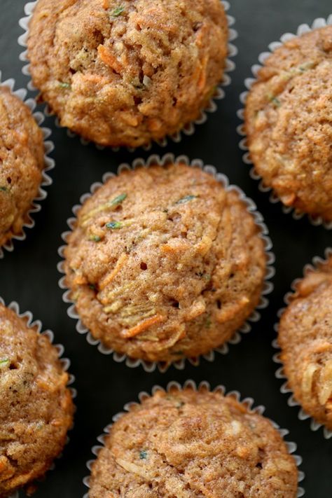 Morning Glory Muffins are a healthy, easy breakfast! Packed with veggies, you'll love having these on hand. Carrot Muffin Recipe, Glory Muffins, Morning Glory Muffins, Eat Veggies, Healthy Muffins, Breakfast Muffins, Protein Snacks, Morning Glory, Muffin Recipes