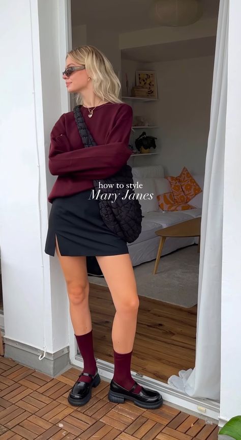 Petite Sporty Outfit, Linda Sza Outfits, Skirt Outfits 2024, Indie Winter Fits, Black Mary Janes Outfit, Outfits With Mary Janes, Linda Sza, Mary Jane Outfit, Winter Night Outfit