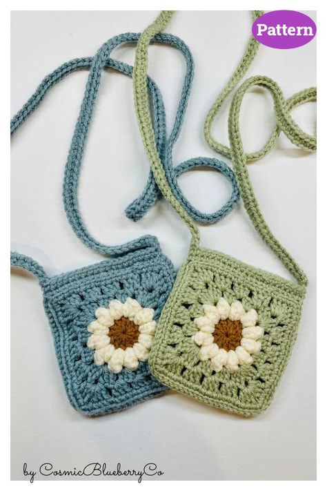 Daisy Crossbody Purse Crochet Pattern Crochet Ipad Case, Crochet Small Bag, Purse Crochet Pattern, Sac Granny Square, Crochet Purse Pattern, Sunflower Bag, Motifs Granny Square, Granny Square Haken, Daisy Crochet