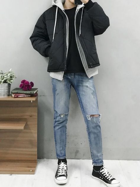 b29eed44276144e4e8103a661f9a78b7desc38744988ri Jaket Denim, Jung So Min, Men's Swimwear, Mens Fashion Jeans, Stylish Mens Outfits, Mode Masculine, Streetwear Men Outfits, Men Fashion Casual Outfits, Moda Vintage