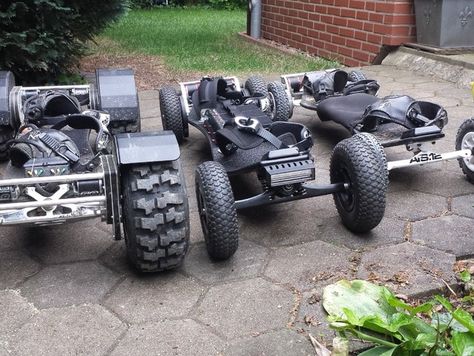 Heavy Duty 4WD Offroad Electric Mountainboard by Peter210780 - Thingiverse Gas Powered Skateboard, Diy Electric Skateboard, Outdoor Roller Skates, Diy Rc Cars, Mountain Board, Bike Cart, Longboard Design, Drift Trike, Skateboard Design