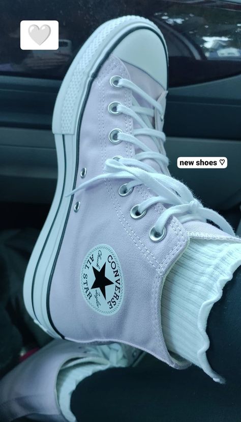 Lavender Converse Outfit, Lavender Shoes Outfit, Lilac Converse Outfit, Violet Converse, Purple Converse High Tops, Lilac Converse, Lavender Converse, High Top Sneakers Outfit, Platform Converse Outfit