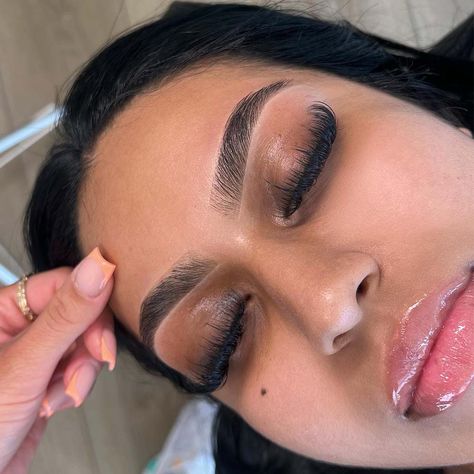 When to Get Eyebrows Done Before Wedding? 5 Treatments Eyebrows Done, Ideal Shape, Threading Eyebrows, Brow Shaping, Glamour Makeup, Eyebrow Shaping, To Wait, Eyebrows, Body Care