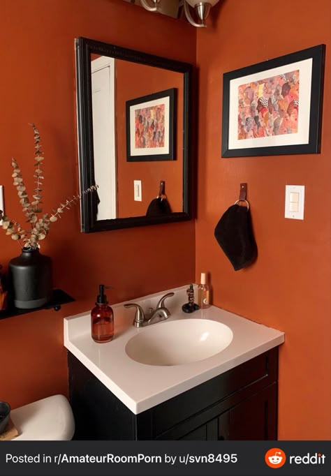 Orange Ceiling Bathroom, Orange And Black Bathroom Ideas, Burnt Orange And Black Bathroom, Black And Orange Bathroom, Dark Orange Bathroom, Orange And Black Bathroom, Light Orange Paint Colors, Burnt Orange Bathroom Ideas, Orange Bathroom Paint