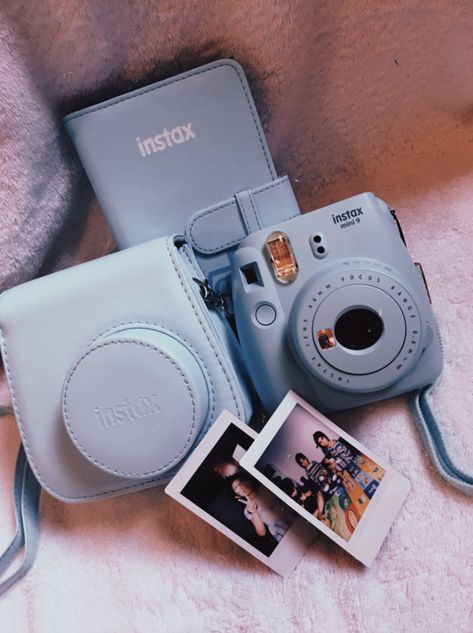 Polaroid Cameras Aesthetic, Poloroid Cam, Polaroid Pics Aesthetic, Polaroid Case, Polaroid Instax Mini, Instax Mini 12, Camera Polaroid, Polaroid Instax, Instax Mini Camera