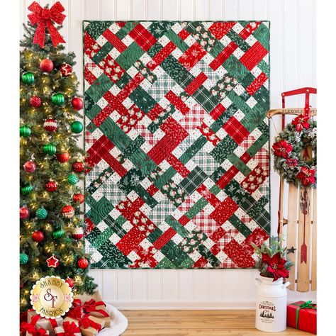 Picnic Quilt Kit - Old Fashioned Christmas | Shabby Fabrics Picnic Quilt, Plaid Throw Blanket, Christmas Quilt Patterns, Christmas Flannel, Winter Bedding, Holiday Quilts, Winter Quilts, Bed Throw Blanket, Shabby Fabrics