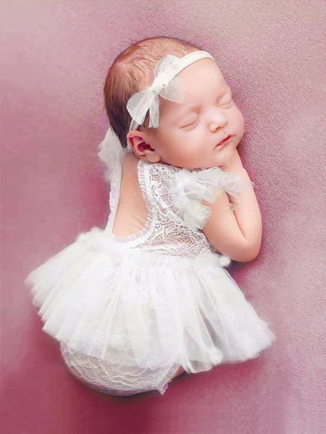 Lace Romper Baby, Newborn Photography Outfit, Gonna In Tulle, Newborn Photo Outfits, White Lace Romper, Newborn Romper, Newborn Props, Clothing Photography