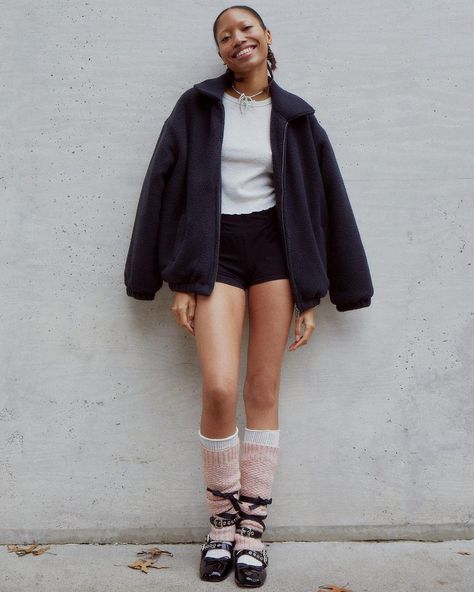 Urban Outfitters (@urbanoutfitters) • Instagram photos and videos Balletcore Moodboard, Harrington Jacket Outfit Women, Harrington Jacket Outfit, Jacket Outfit Women, Clothing Guide, Harrington Jacket, Summer Lookbook, Outfit Women, Looks Style