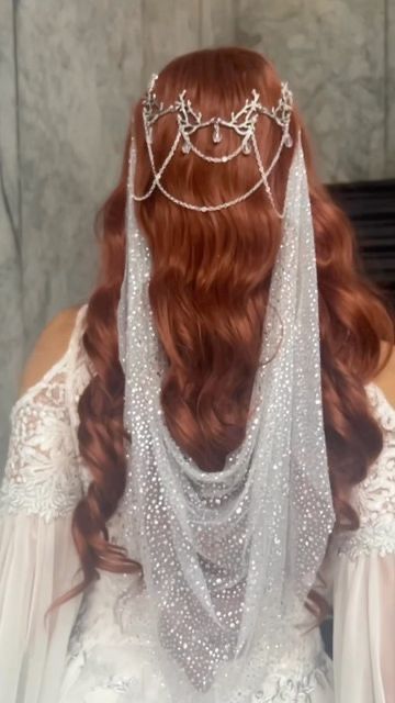 Wedding Looks With Veil, Elf Princess Wedding Dress, Elvish Inspired Wedding Dress, Fantasy Wedding Dress Elves, Wedding Hair Down Headpiece, Wedding Veil Cloak, Glitter Hair Wedding, Elven Wedding Veil, Elven Wedding Crown