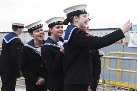 Sea Cadets Uk, Royal Navy Uniform, Sea Cadets, Army Cadets, Uk Navy, British Royal Navy, Bae Systems, Navy Uniforms, Dream Future