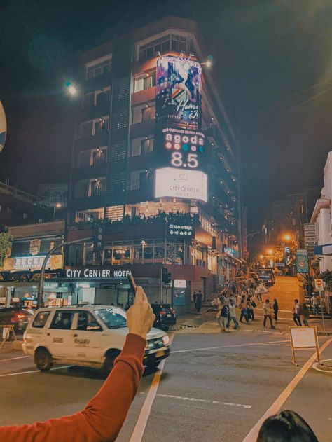 Baguio City Photography Aesthetic, Baguio Aesthetic Night, Session Road Baguio City Aesthetic, Baguio City Photography Night, Baguio At Night, Baguio Night Market, Session Road Baguio City, Aesthetic Philippines, Baguio Outfit