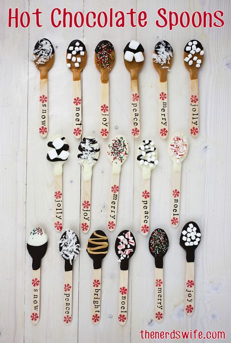 Hot Chocolate Spoons, Chocolate Spoons, Handmade Holiday Gifts, Christmas Hot Chocolate, Chocolate Party, Homemade Hot Chocolate, Hot Cocoa Bar, Oreo Dessert, Chocolate Caliente