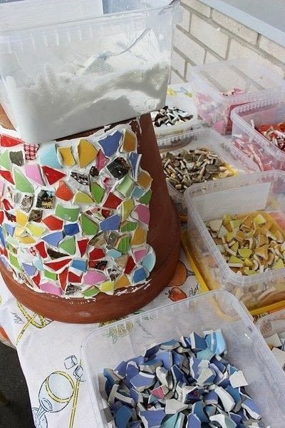 Diy Mosaic Bird Bath, Mosaic Candle Holders Diy, Pottery Mosaic, Hanging Glass Planters, Hand Planters, Lotus Flower Candle Holder, Hanging Glass Vase, Mosaic Pot, Mosaic Planters