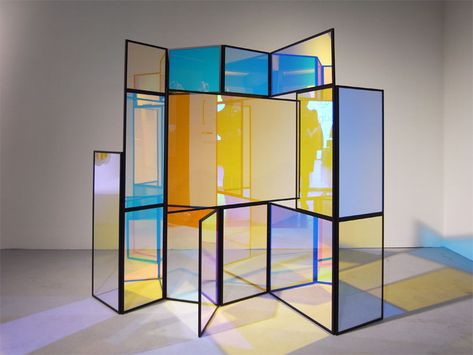 camilla richter: and a and be and not folding screen Colored Plexiglass Panels, Paris Mode, Folding Screen, Room Partition, Coloured Glass, Display Design, Stand Design, Stage Design, Booth Design