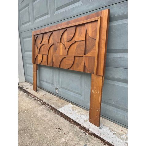 Brutalist Queen Headboard by Lane.   A geometric abstract motif with deconstructed squares and circles. Relief-style wood block with a mitered border. A true Mid-Century gem with great detail.   See condition notes and photos for details. Retro Headboards, Wood King Size Headboard, Repurposed Door Headboard, Teak Headboard, Tall Wood Headboard, Organic Headboard, Mcm Headboard, Headboard Design Ideas, Diy Wooden Headboard