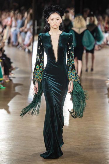 Yanina Couture: Lots of Velvet, Light On Pants - Go Fug Yourself Yanina Couture, فستان سهرة, Peacock Feathers, Gorgeous Gowns, Kate Moss, Fantasy Fashion, Mode Inspiration, Fancy Dresses, Couture Fashion