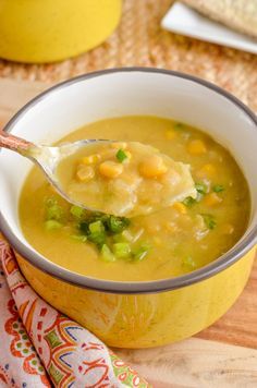 Sweetcorn Soup, Chicken And Sweetcorn Soup, Soup Maker Recipes, Leek Recipes, Sweet Corn Soup, Soup Maker, Leek Soup, Syn Free, Juicing For Health