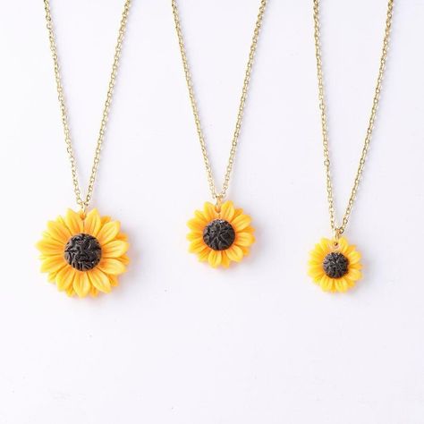 Uplifting Resin Sunflower Pendant Stainless Steel Necklaces The Peach Pie 🍑 Resin Sunflower, Sunflower Necklace Silver, Flower Collar, Sunflower Jewelry, Bracelets With Meaning, Sunflower Pendant, Sunflower Necklace, Peach Pie, Daisy Necklace