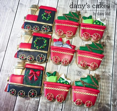 Dany's Cakes on Instagram: “Christmas trains coming into the station! Who has a train-obsessed kid? My oldest LOVED trains.” Christmas Train Cookies, Train Cookies Decorated, Christmas Trains, Train Cookies, Gingerbread Train, S Cookies, 3d Cookie, Christmas Program, Decorating Cookies