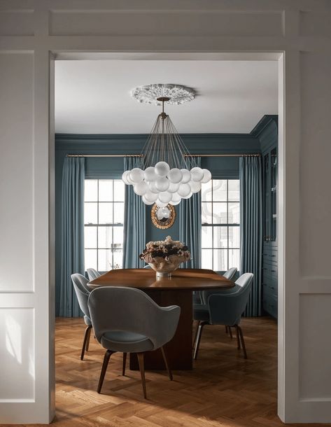 Dunbar Road Design - Nathan Schroder Photography - dining room dining room design -dining room decor - herringbone floors - brass pendants Dining Room Teal, Moody Dining Room, Green Dining Room, Blue Velvet Dining Chairs, Dining Room Paint, Dining Room Blue, Dining Room Colors, Traditional Dining, Casa Vintage