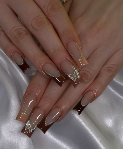 Nail Inspo Classy Square, Brown French Top Acrylic Nails, Brown Nails With Rhinestones, Nail Ideas Charms, Brown Nails With Gems, Fall Nail Designs Square, French Tips Gel Nails, Nails Bronze, French Tips Gel