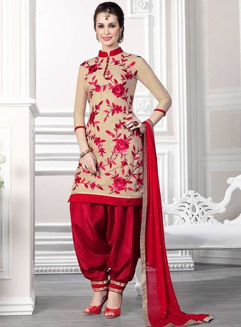 Latest Shalwar Kameez Designs For Girls-15 New Styles To Try Shalwar Kameez Designs, Latest Salwar Kameez Designs, Punjabi Fashion, Latest Salwar Kameez, Kameez Designs, Punjabi Outfits, Salwar Designs, Salwar Kamiz, Patiala Salwar