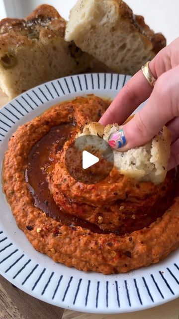 Food for your thoughts on Instagram: "SPICY SUN-DRIED TOMATO DIP ❤️‍🔥 🎥: @thefitlondoner  I gave you my focaccia recipe, and now I’m giving you the ultimate dip to go with it! Smoky, spicy, creamy & SO full of flavour. It ended up being the star of the show at a dinner party I hosted a few weeks ago, so I know you’ll love it too 🫶  ▫️2 x 400g tins cannelini (white) beans ▫️120g sun-dried tomatoes ▫️1 lemon, juiced ▫️1 tbsp tomato purée ▫️1 garlic clove ▫️1 tsp hot chilli powder ▫️2 tsps smoked paprika ▫️100ml oil from the sun-dried tomatoes ▫️Handful of fresh basil ▫️Flaky salt to taste (be generous) ▫️2-3 ice cubes  Simply add all the ingredients to a food processor (or blender to achieve a smoother consistency) and blend until smooth! Serve with good quality olive oil (I use DOP Umbri Focaccia Dip, Sun Dried Tomato Dip, Tomato Dipping Sauce, Sundried Tomato Dip, Lentil Dip, Bean Dip Recipes, Focaccia Recipe, Tomato Dip, Flaky Salt