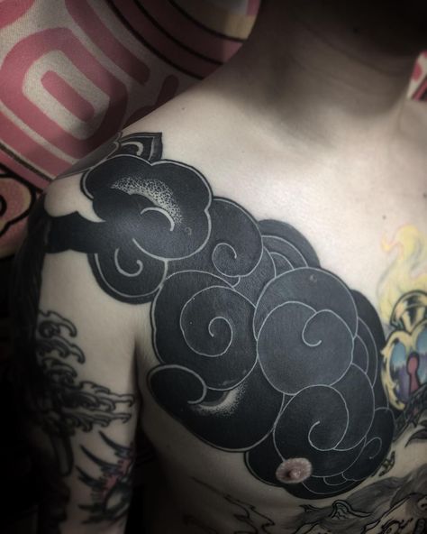 In-progress cover-up. #koreantraditionalstyle #danchung #aprolee Negative Space Tattoo, Korean Tattoos, Blackout Tattoo, Cloud Tattoo, Asian Tattoos, Space Tattoo, Japan Tattoo, Tattoo Meaning, Cover Up Tattoos