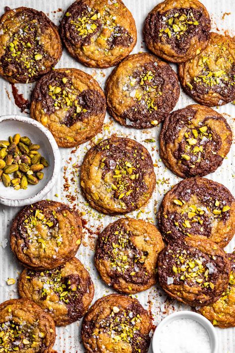 Pistachio Cornetto, Pistachio Recipes Savory, Pistachio Chocolate Chip Cookies, Recipes With Pistachios, Pistachio Brownies, Chocolate Pistachio Cookies, Office Treats, Cardamom Cookies, Chocolate Chunk Cookie Recipe