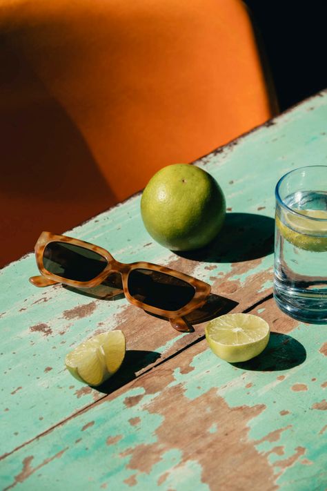 MANGO SUMMER 2020 - Romain Laprade - Photographer Glasses Photography Ideas Model, Eyewear Poster Design, Sunglasses Product Photography Ideas, Sunglasses Photoshoot Product, Sunglasses Product Shoot, Sunglasses Photography Ideas, Sunglasses Flatlay, Sunglasses Product Photography, Sunglasses Photoshoot