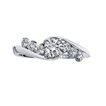 The Leo Diamond from Kay Jewelers is so shiny! Kay Jewelers Engagement Rings, Gold Oval Engagement Ring, Kays Engagement Ring, Leo Diamond, Moissanite Engagement Ring White Gold, Rose Gold Promise Ring, Engagement Rings Twisted, Rings Style, Princess Cut Gold