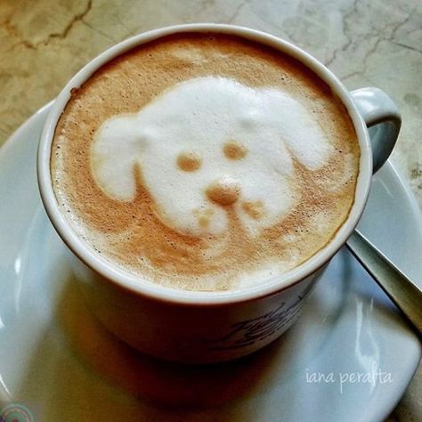 Pin for Later: This Animal Latte Art Is Almost Too Cute to Drink Cappuccino Art, Coffee Vs Tea, Coffee Latte Art, Dog Cafe, Cappuccino Machine, Coffee Queen, Cafe Art, Drop Shadow, Cafe Latte