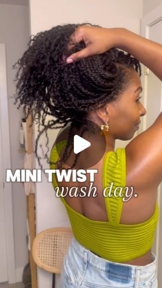 Washing Mini Twists, Mini Twist Hair Growth, Mini Twists Bob, How To Style My Mini Twist, Mini Twist Braids Hairstyles, Qvr Hair Twist, Short Micro Twists, Micro Mini Twist, Boho Mini Twist