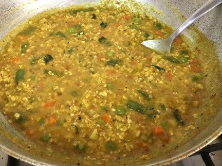 Oats Bisi Bele Bath/Spicy, Savory Indian Oats Recipe Aloo Bonda, Roasted Oats, Vegetable Risotto, Yellow Lentils, Potato Fritters, Lemon Rice, Oats Recipe, One Pot Dishes, Grated Coconut