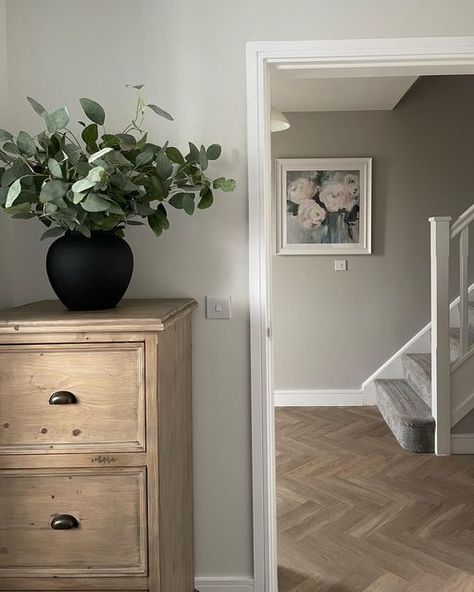 Cornforth White Hallway, Cornforth White Farrow And Ball, Hallway Decorating Colours, Cornforth White Living Room, Farrow And Ball Hallway, Home Office Walls, White Hallway, Cornforth White, Dreamy Decor