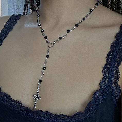 ✧Vivienne✧ stunning handcrafted necklace made with... - Depop Black Vintage Jewelry, Black Prom Accessories, Aesthetic Characters, Gothic Jewelry Diy, Diy Pearl Necklace, Jewelry Kit, Goth Necklace, Pretty Jewelry Necklaces, Edgy Jewelry