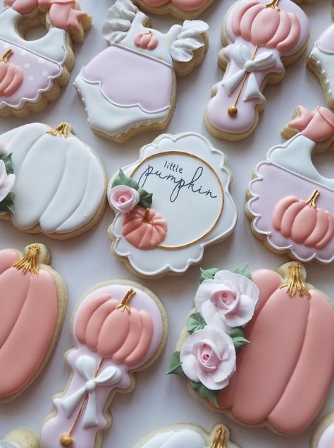 Pumpkin Baby Shower Cookies, Pumpkin Cookies Decorated, Pumpkin Theme Baby Shower, Lil Pumpkin Baby Shower, November Baby Shower, Creative Baby Shower Themes, April Baby Shower, Pink Pumpkin Baby Shower, Fall Baby Shower Themes